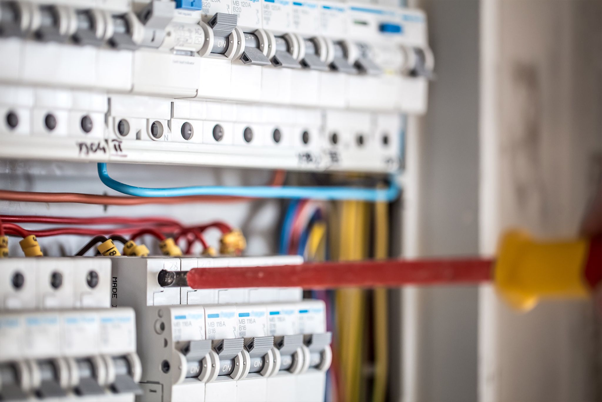 Électricien plombier Angers réalisation Annevolt